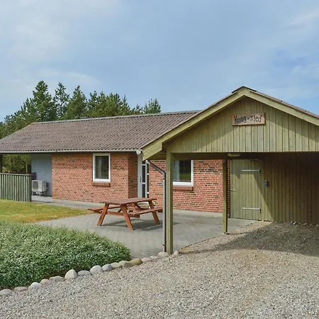 Holiday home Beautiful In Romo With Kitchen